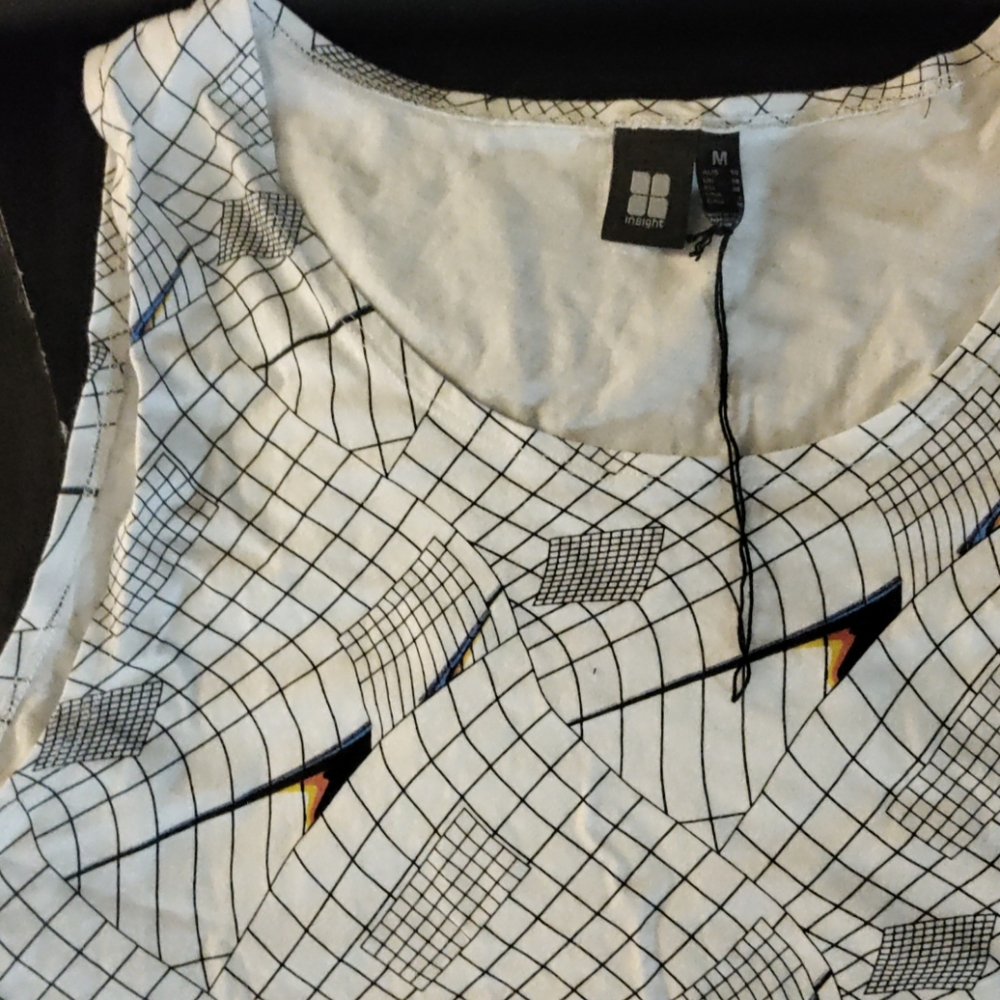 NWOT M Insight Art Deco Sleeveless Top